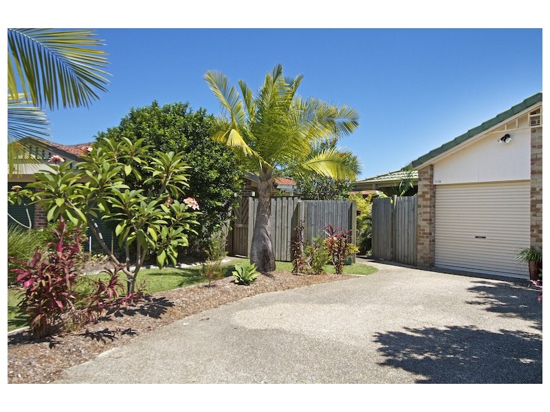 2/20 Mollys Place, Currumbin Waters QLD 4223