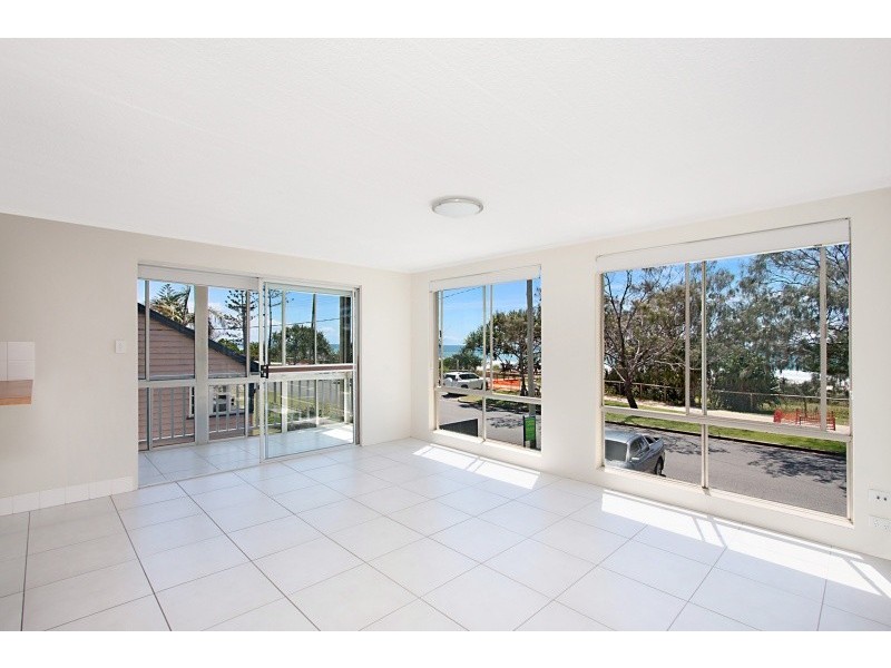 1/200 Pacific Parade, Bilinga QLD 4225