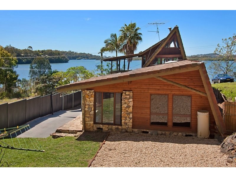 104 Broadwater Esplanade, Bilambil Heights NSW 2486