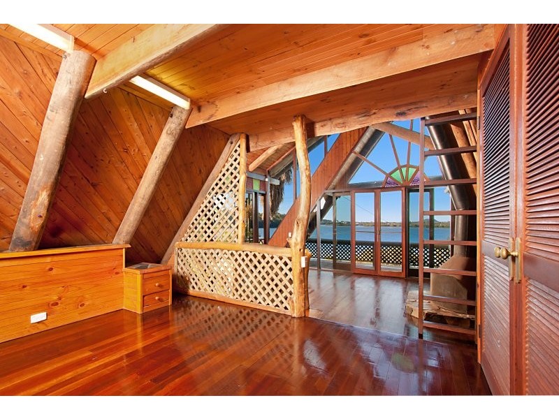 104 Broadwater Esplanade, Bilambil Heights NSW 2486
