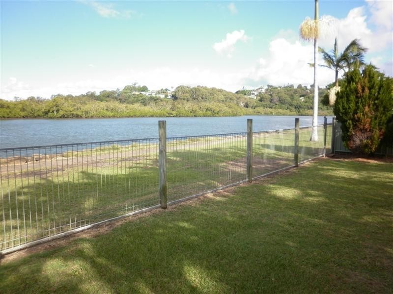 73 Sunset Blvd, Tweed Heads West NSW 2485