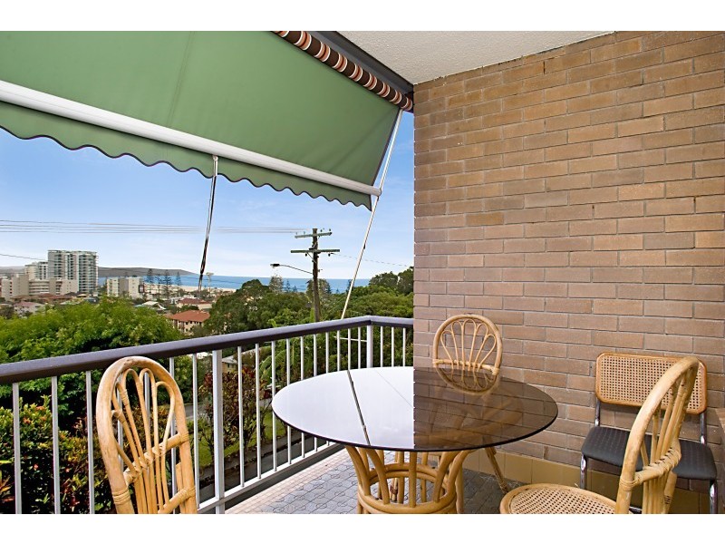 2/23 Tweed Street, Coolangatta QLD 4225