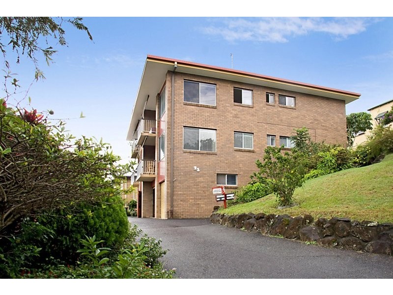 2/23 Tweed Street, Coolangatta QLD 4225