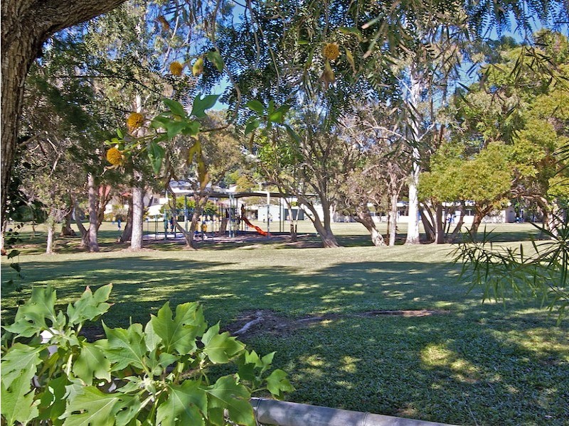 8/7 Coolangatta Road, Kirra QLD 4225