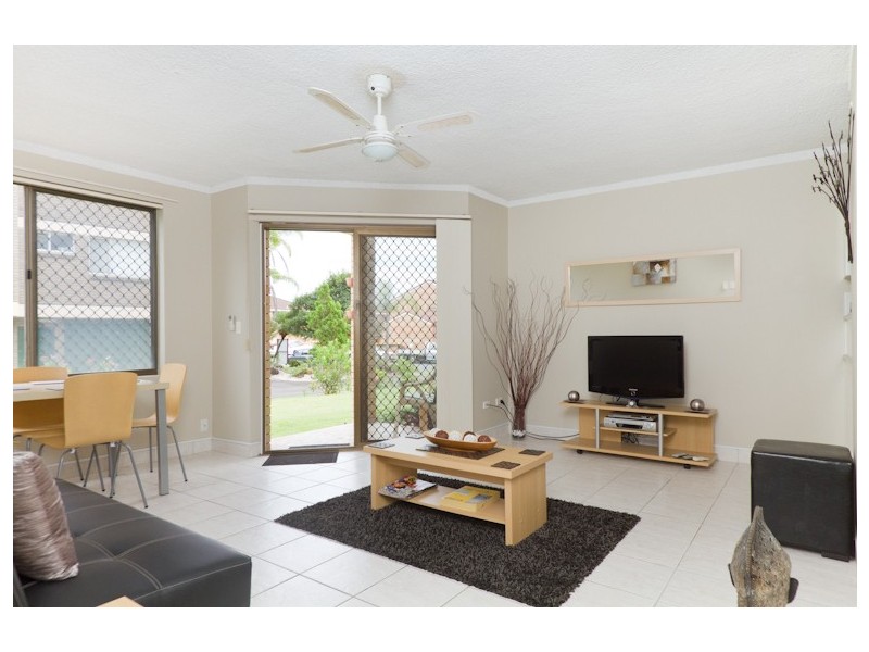 4/8 Buchan Ave ‘Harbour View’, Tweed Heads NSW 2485