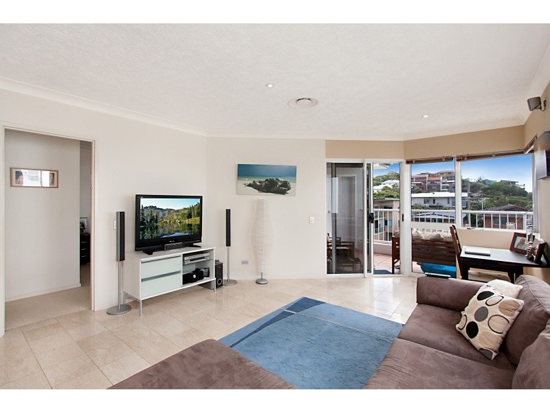 7/6 Tomewin Street ‘Rock View’, Currumbin QLD 4223