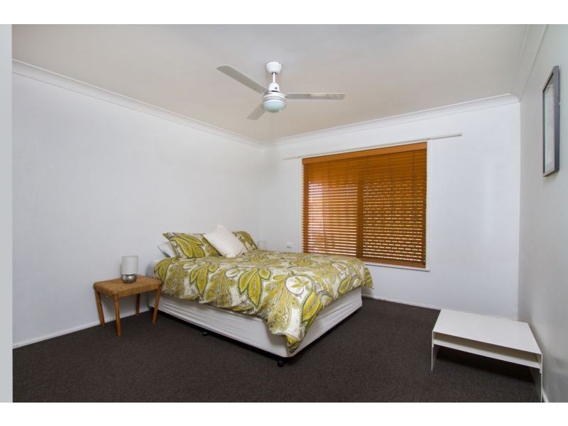 1/37 Coolangatta Road (Cnr Haig St& Coolangatta Rd), Kirra QLD 4225