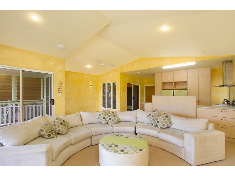 142 Riverside Drive, Tumbulgum NSW 2490