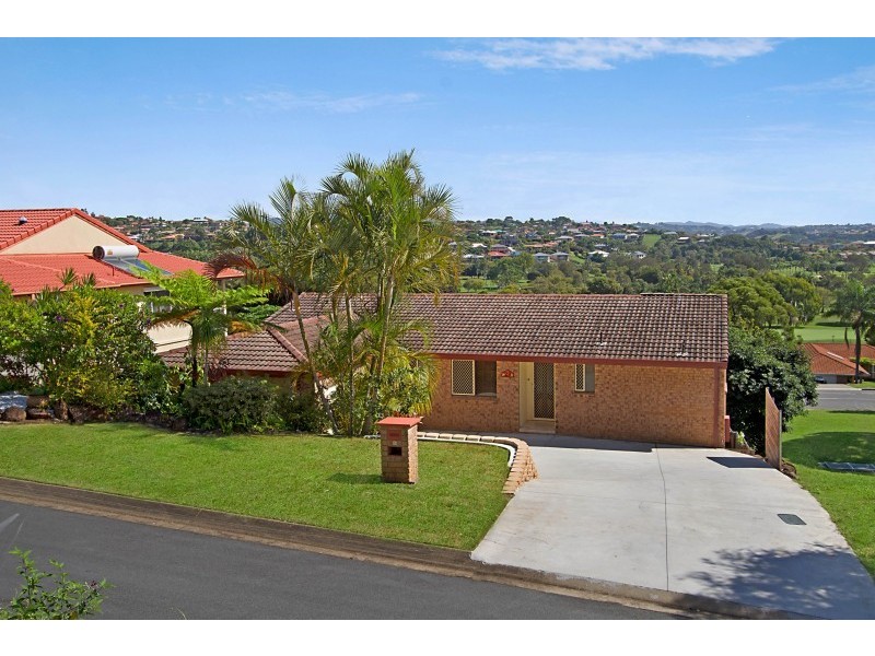 29 Cominan Avenue, Banora Point NSW 2486