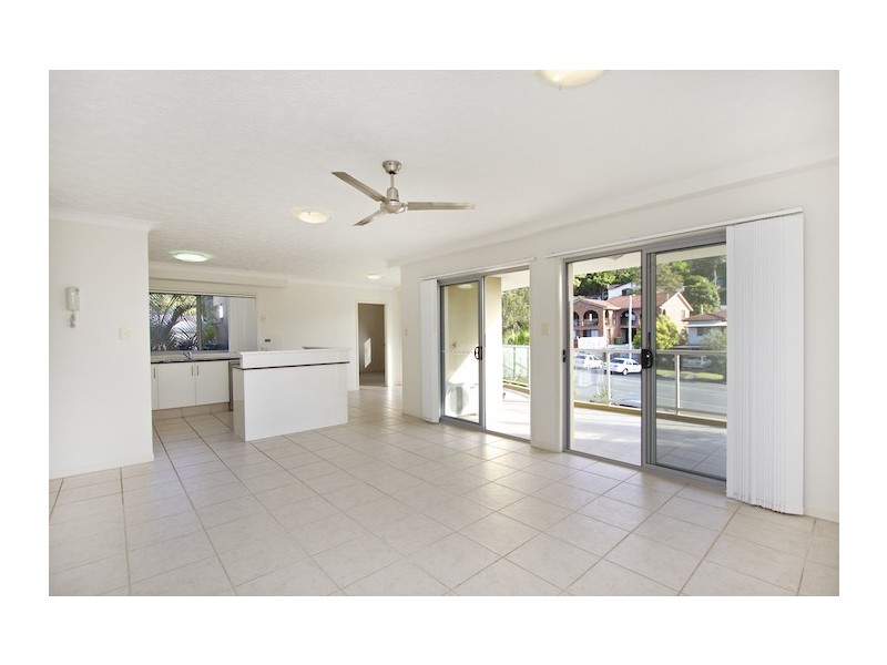 7/50 Miles Street, Coolangatta QLD 4225