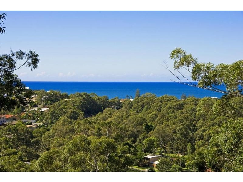 90 Blamey Dr, Currumbin QLD 4223
