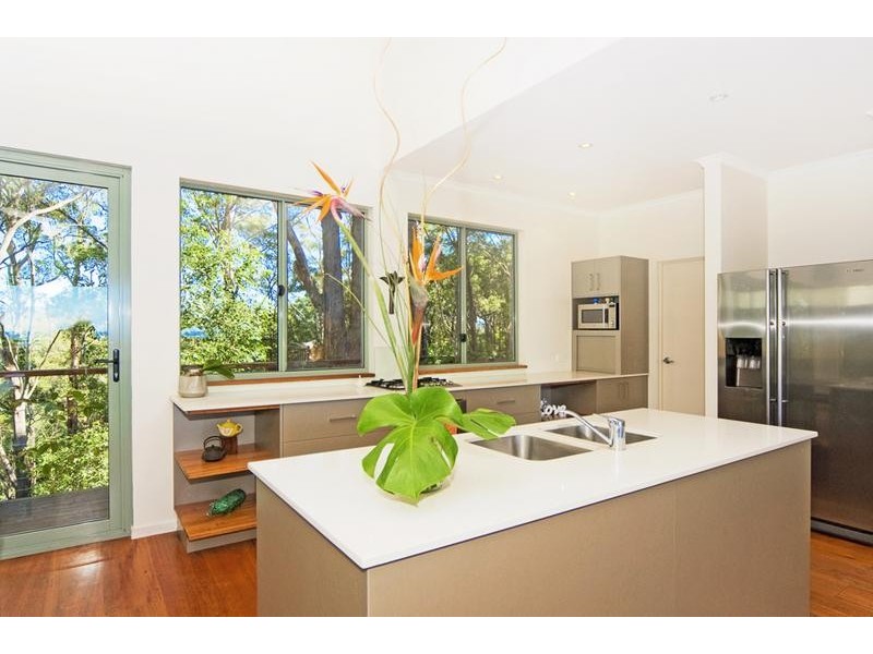 90 Blamey Dr, Currumbin QLD 4223