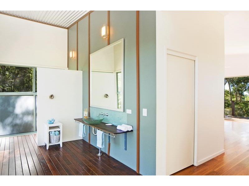 90 Blamey Dr, Currumbin QLD 4223