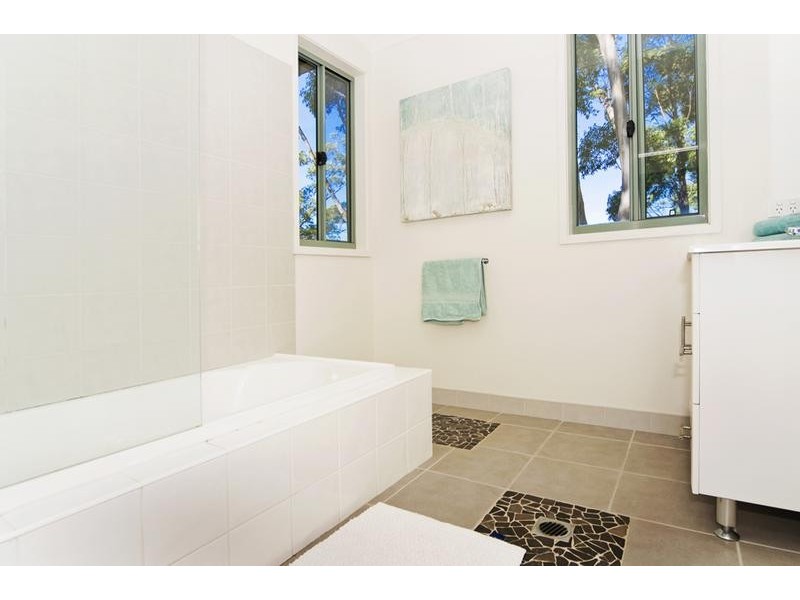 90 Blamey Dr, Currumbin QLD 4223
