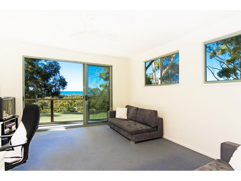 90 Blamey Dr, Currumbin QLD 4223