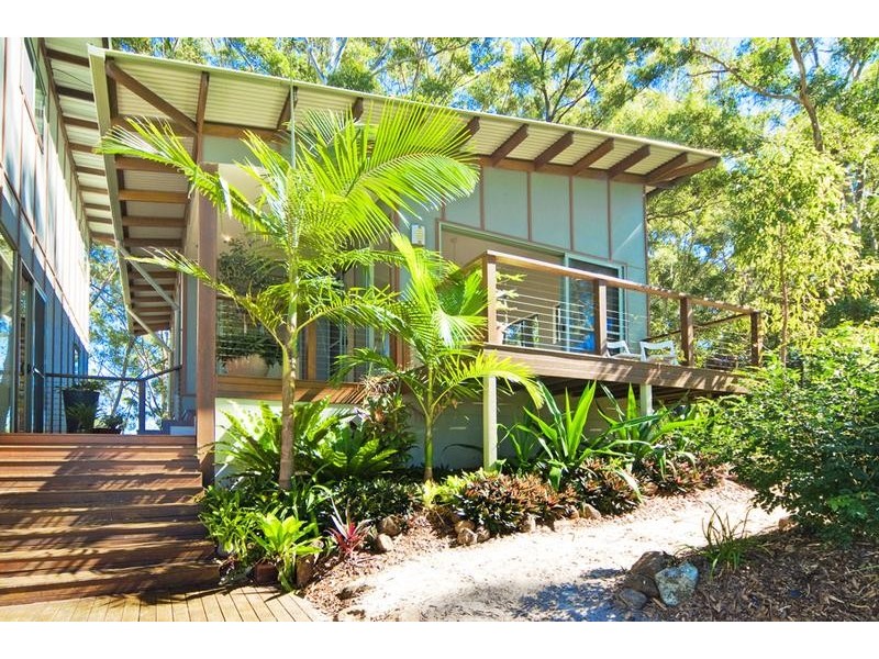 90 Blamey Dr, Currumbin QLD 4223