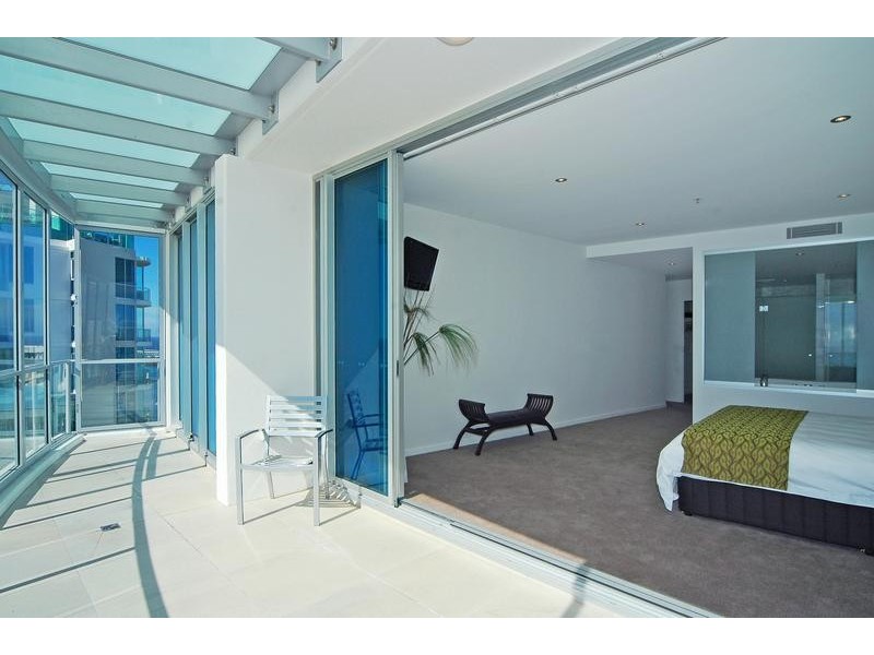 1906/110 Marine Parade, Coolangatta QLD 4225