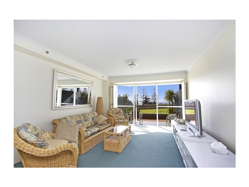 2/66 Marine Parade, Coolangatta QLD 4225