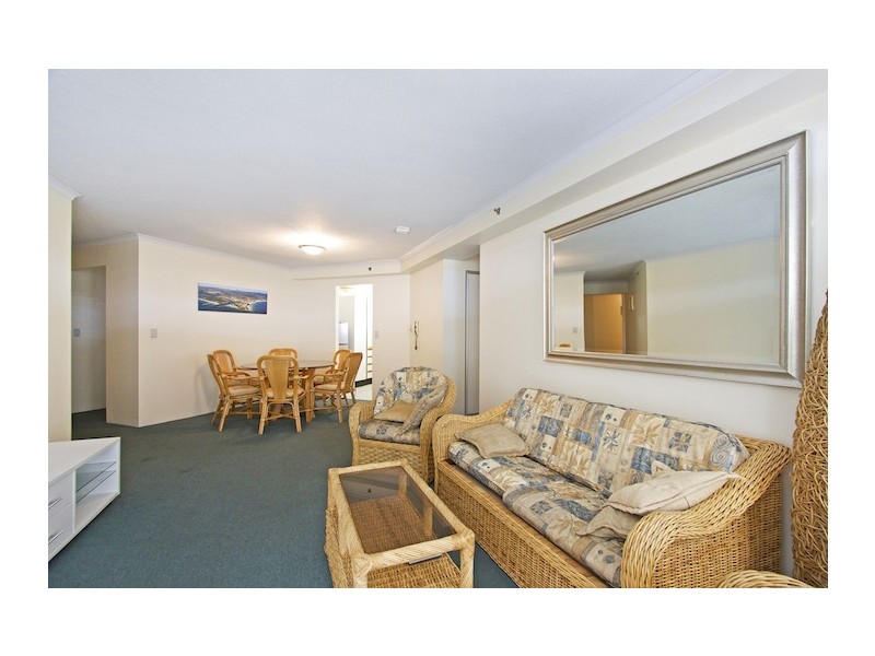 2/66 Marine Parade, Coolangatta QLD 4225