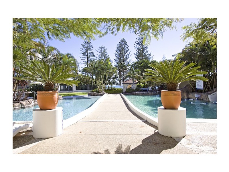 413/99 Griffith Street, Coolangatta QLD 4225