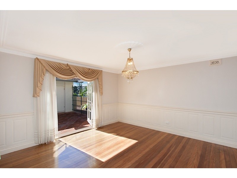 102 Pacific Parade, Bilinga QLD 4225