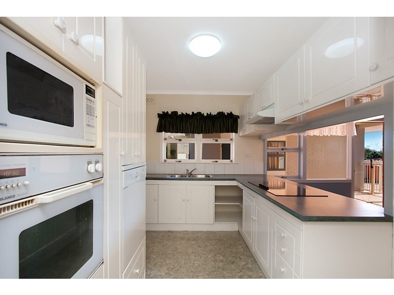 102 Pacific Parade, Bilinga QLD 4225