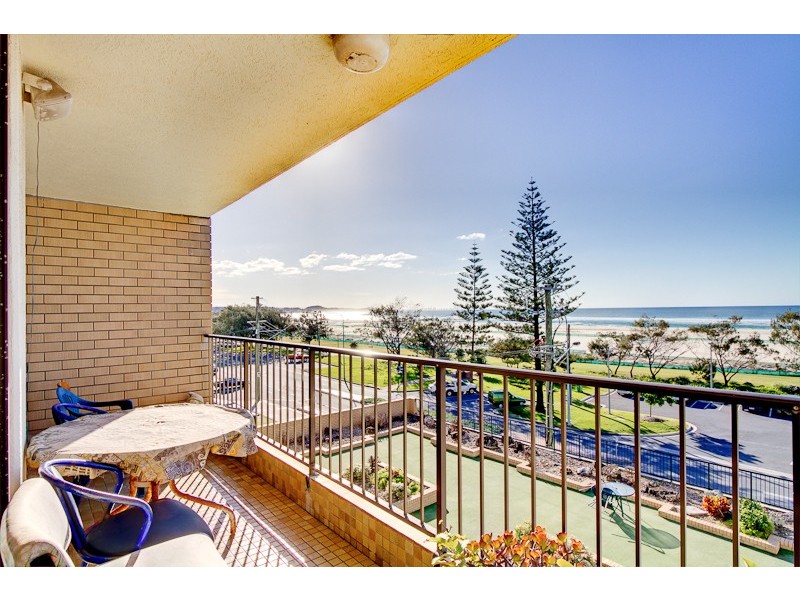 17/34 Musgrave Street ‘Centre Court’, Kirra QLD 4225