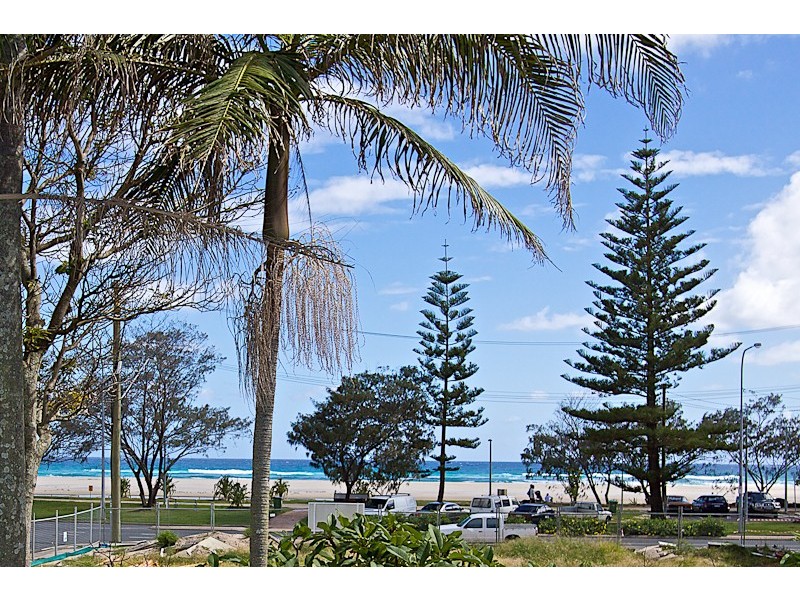 4/2 Haig St ‘Lynford Lodge’, Kirra QLD 4225