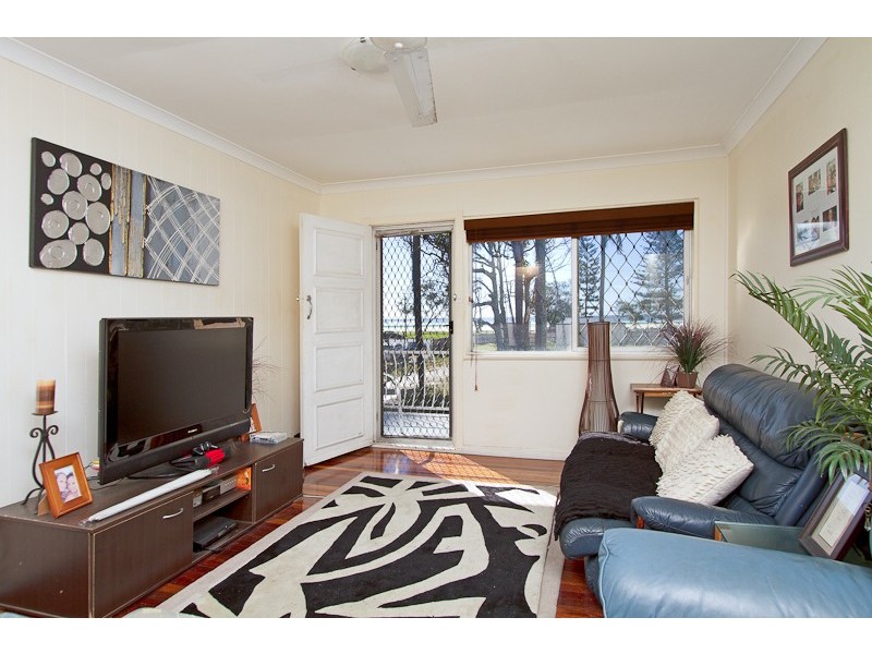 4/2 Haig St ‘Lynford Lodge’, Kirra QLD 4225