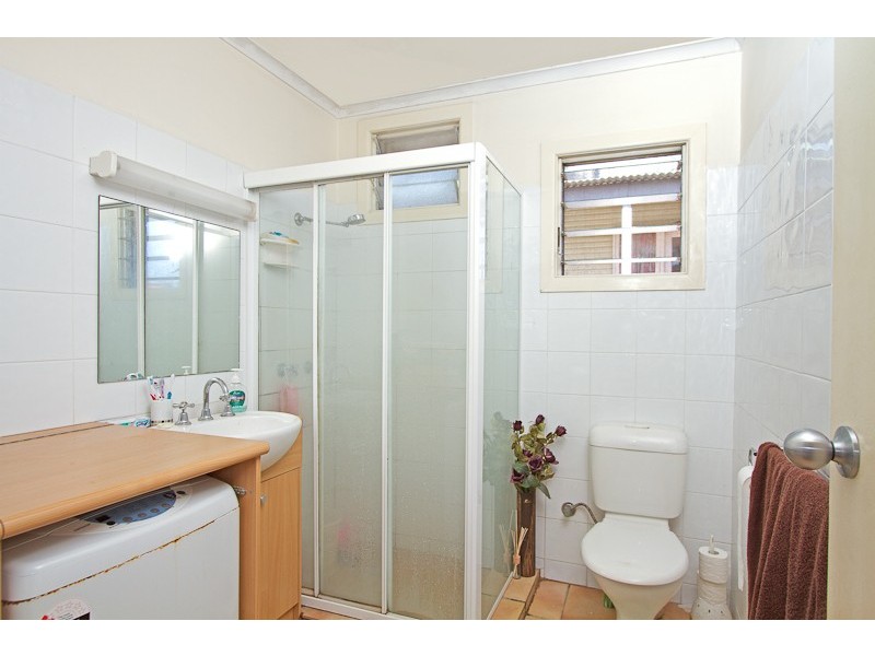 4/2 Haig St ‘Lynford Lodge’, Kirra QLD 4225