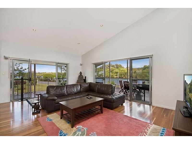 64-66 Riverside Drive, Tumbulgum NSW 2490