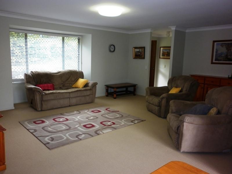 20 Oakland Parade, Banora Point NSW 2486