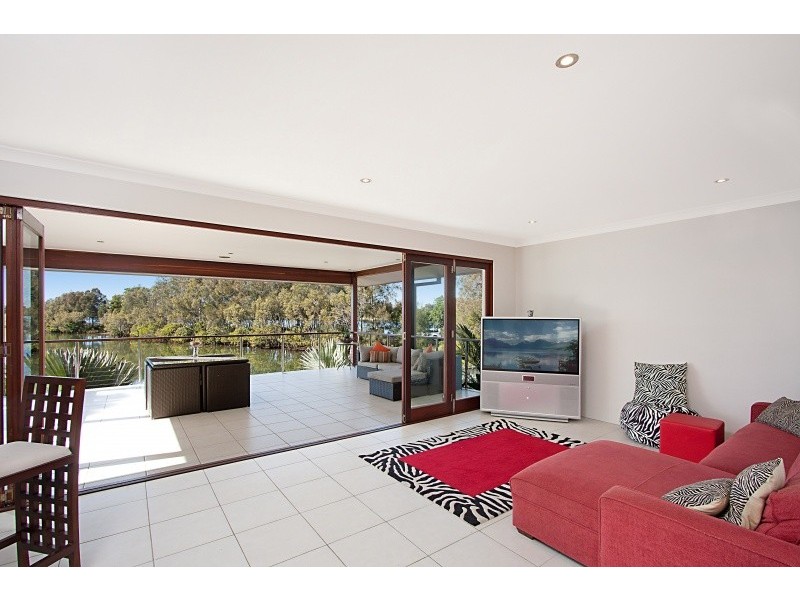 96 Old Ferry Road, Banora Point NSW 2486