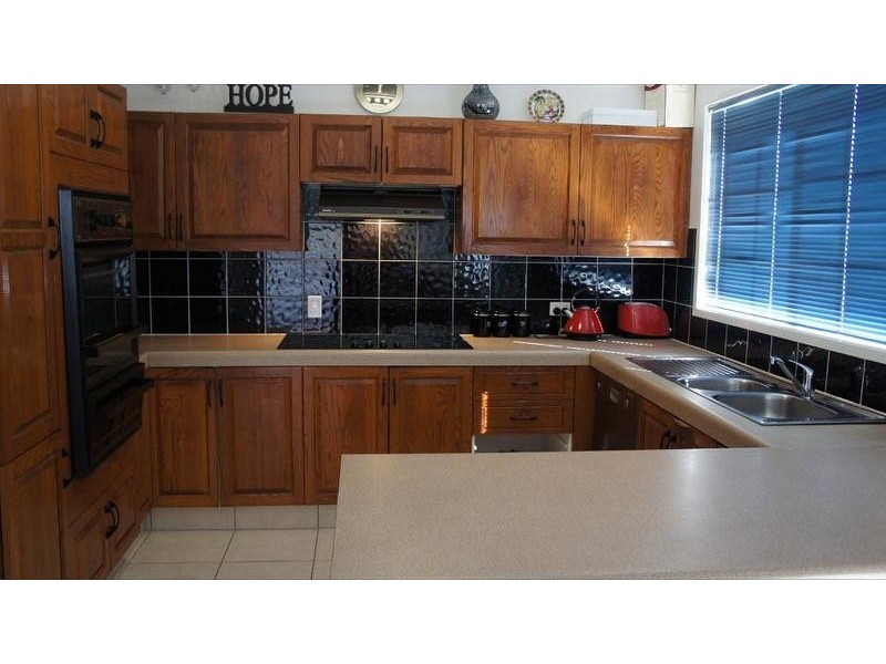 2/137` Sunset Blvd, Tweed Heads West NSW 2485