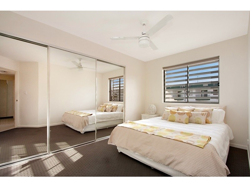 17 Lloyd Street ‘Seventeen Lloyd’, Tweed Heads South NSW 2486