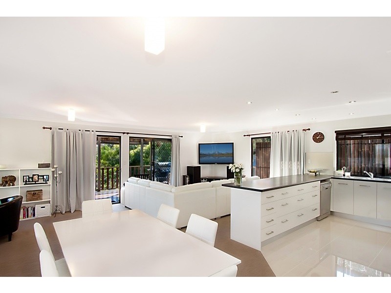 73 Piggabeen Road, Tweed Heads West NSW 2485
