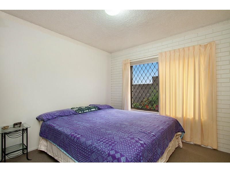 1/12 Boundary Street, Rainbow Bay QLD 4225