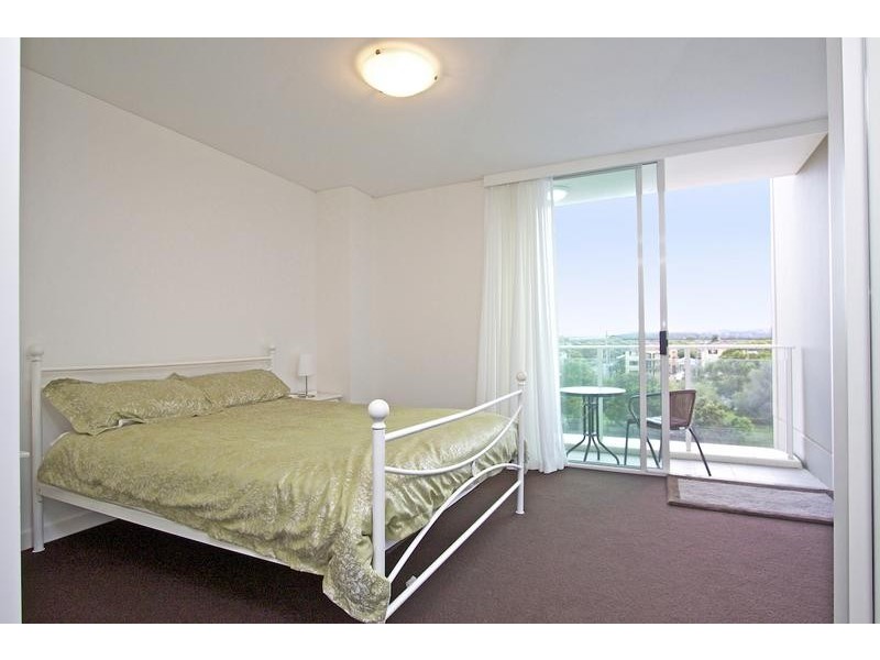 2 Creek Street, Kirra QLD 4225