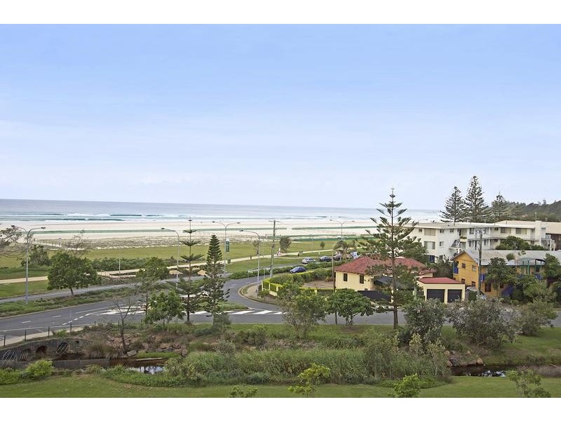 2 Creek Street, Kirra QLD 4225