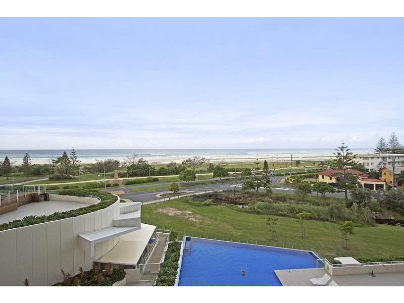 2 Creek Street, Kirra QLD 4225