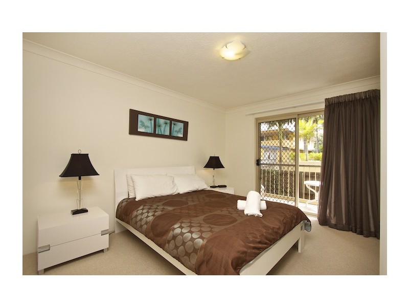 8/146 Pacific Parade, Bilinga QLD 4225