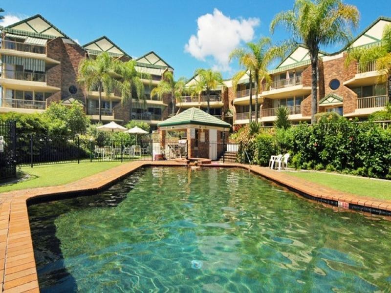 8/146 Pacific Parade, Bilinga QLD 4225