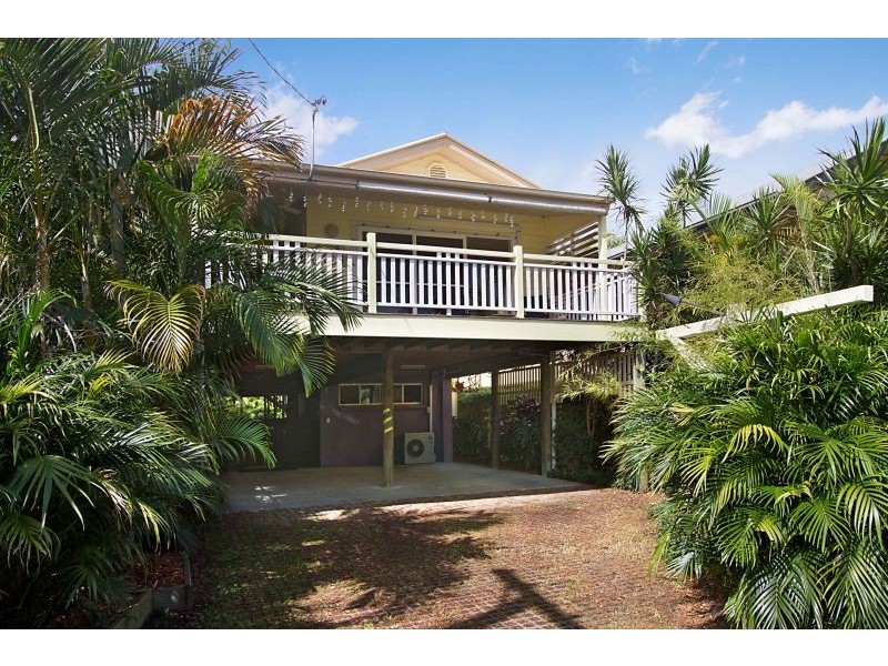 142 Riverside Drive, Tumbulgum NSW 2490