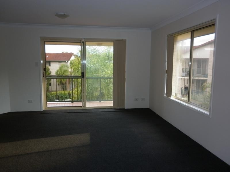 30/22 Binya Avenue Ocean Breeze, Kirra QLD 4225