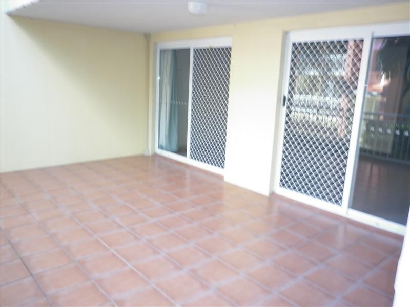 7/14 Douglas Street, Kirra QLD 4225