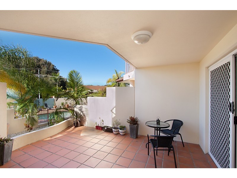 2/5 Ocean Street ‘Ocean Place’, Kirra QLD 4225