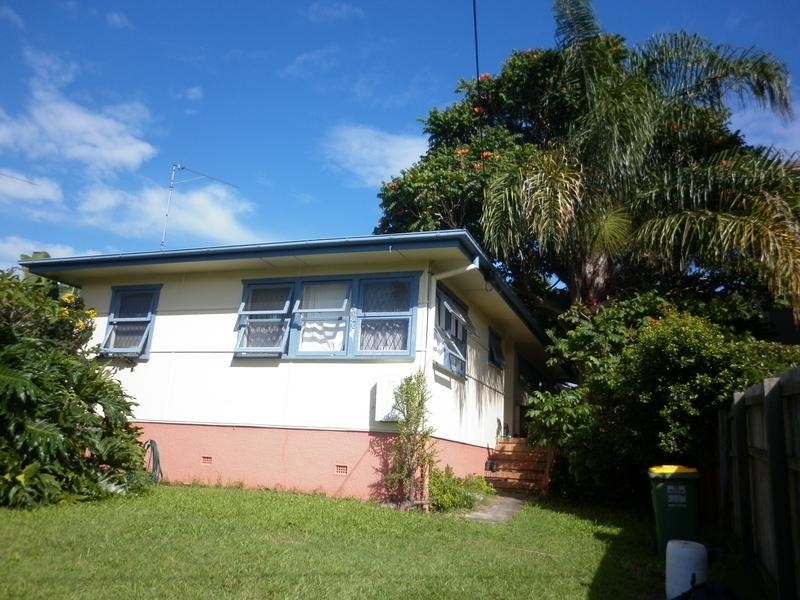 81 McLean, Coolangatta QLD 4225