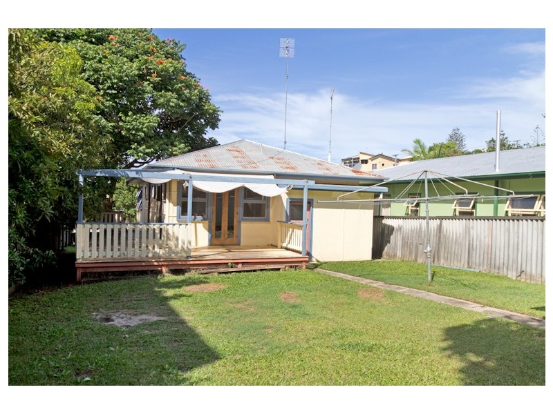 81 McLean, Coolangatta QLD 4225