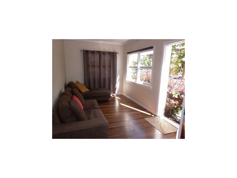 1/6 Lord Street, Kirra QLD 4225