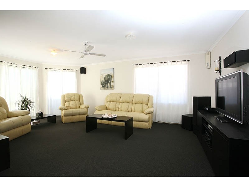9 Firestone Drive, Banora Point NSW 2486